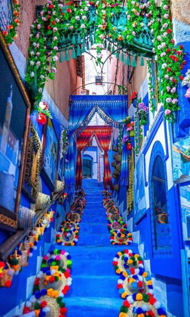 Luxury Sahara desert tour from Fes with private driver and desert camp